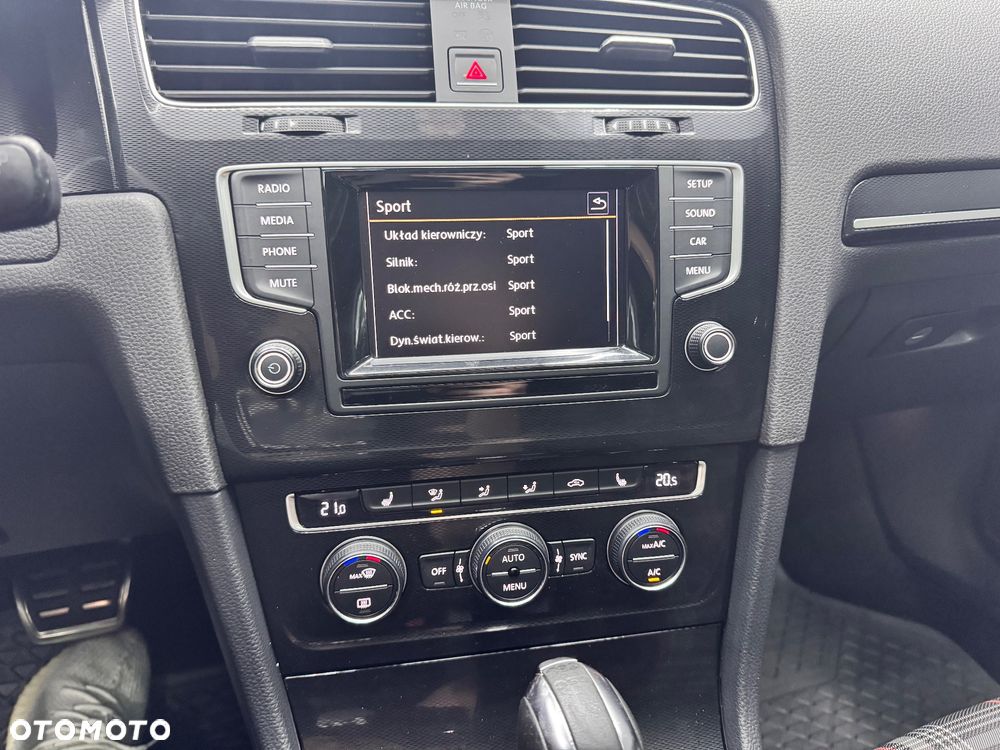 Volkswagen Golf GTI Performance BlueMotion Technology DSG - 18