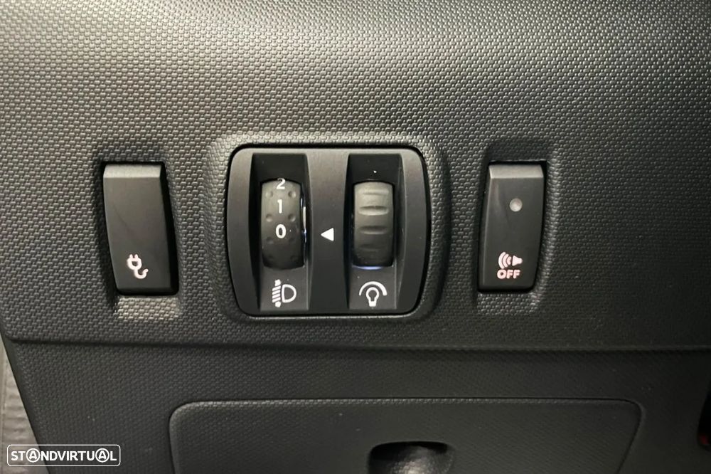 Renault Zoe (c/ Bateria) 41 kwh Intens - 49