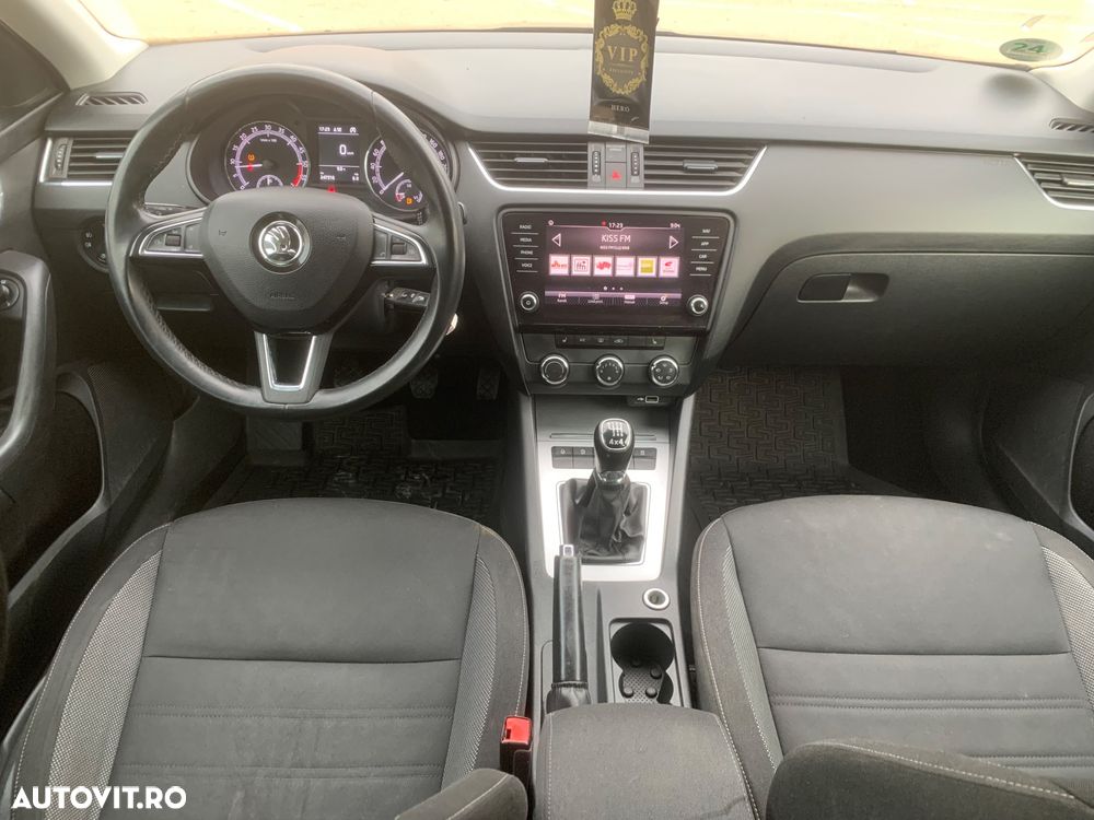 Skoda Octavia 2.0 TDI (Green tec) 4x4 Style - 10