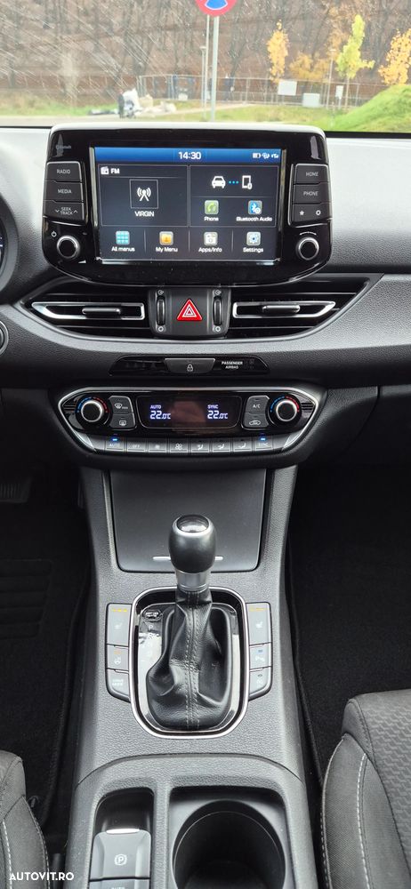 Hyundai i30 Kombi 1.6 CRDI DCT Passion - 11