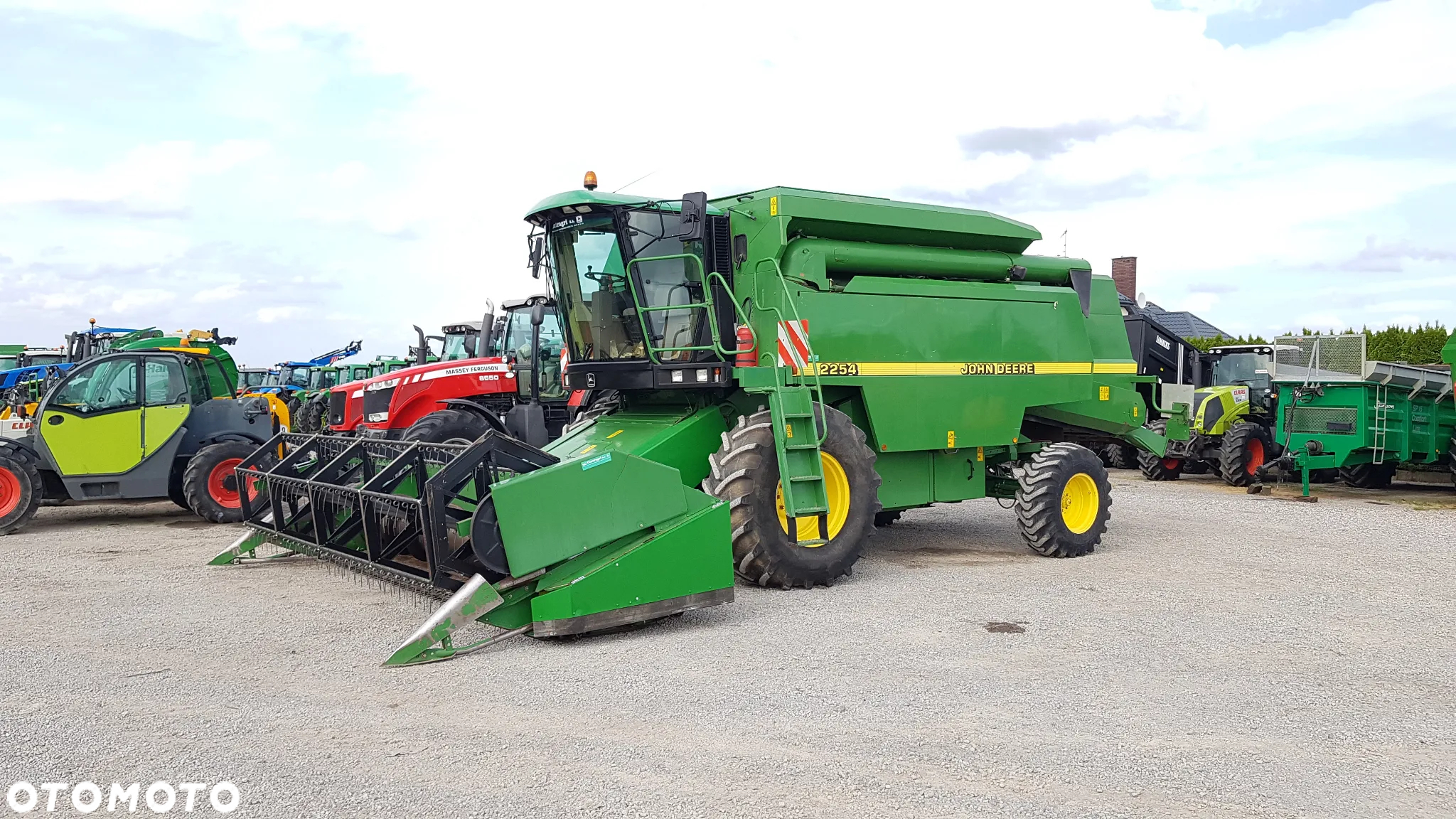 John Deere 2254 - 19