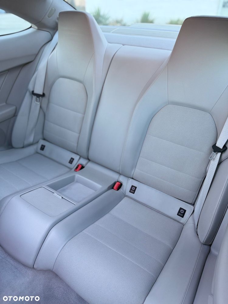 Mercedes-Benz Klasa C - 12