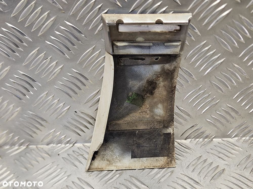 VW TOUAREG 7P 10-18R NAKLADKA BLOTNIKA LISTWA LEWA LR9A 7P6853717C - 3