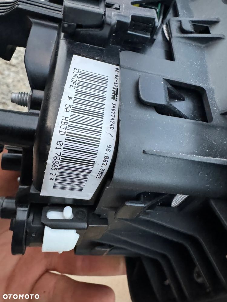 DESKA KONSOLA KOKPIT PODUSZKA PASY PEUGEOT 508 - 16