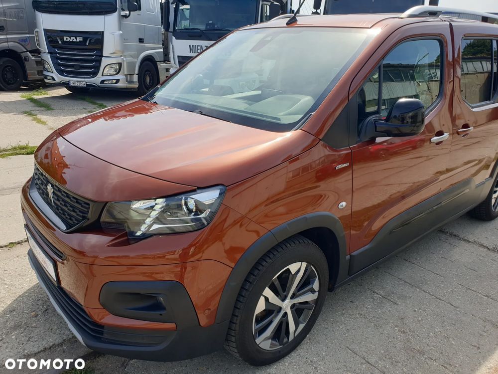 Peugeot Rifter - 12