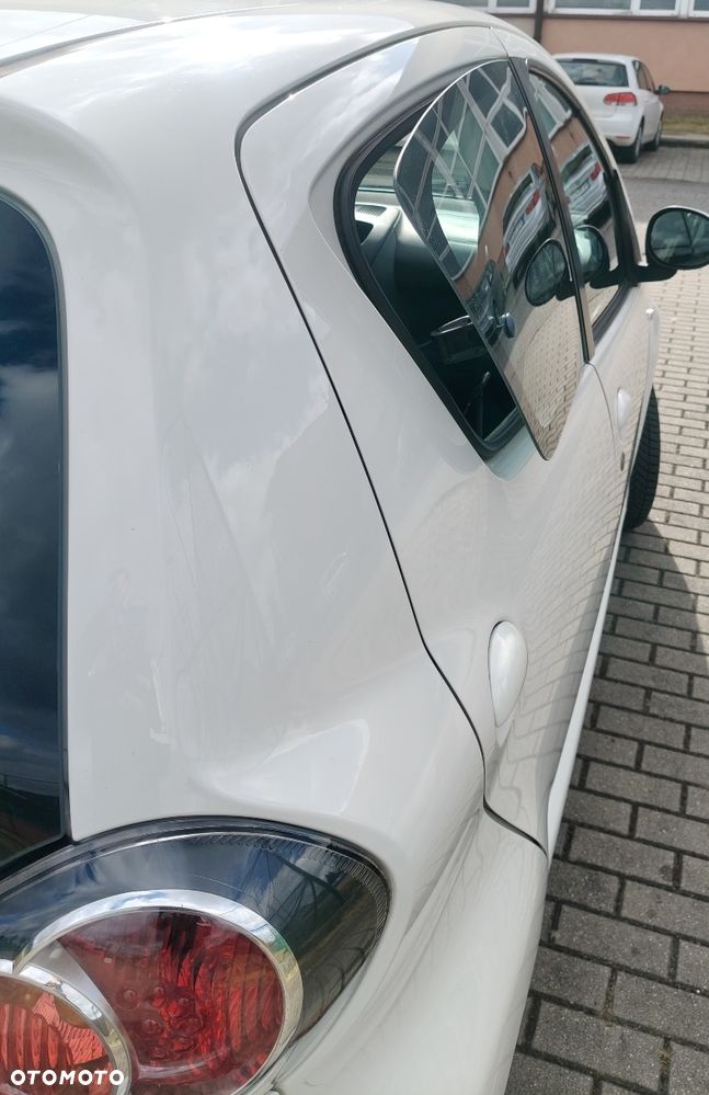 Toyota Aygo Cool - 11