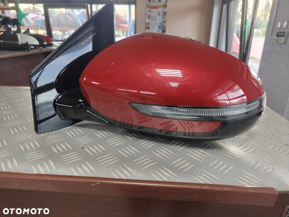 Kia Sportage IV lift od 2018 Lewe LUSTERKO 8PIN EU