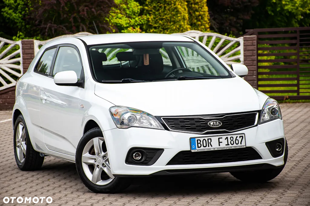 Kia ProCeed pro Ceed 1.4 CVVT Dream-Team Edition - 9