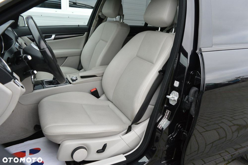 Mercedes-Benz Klasa C - 18