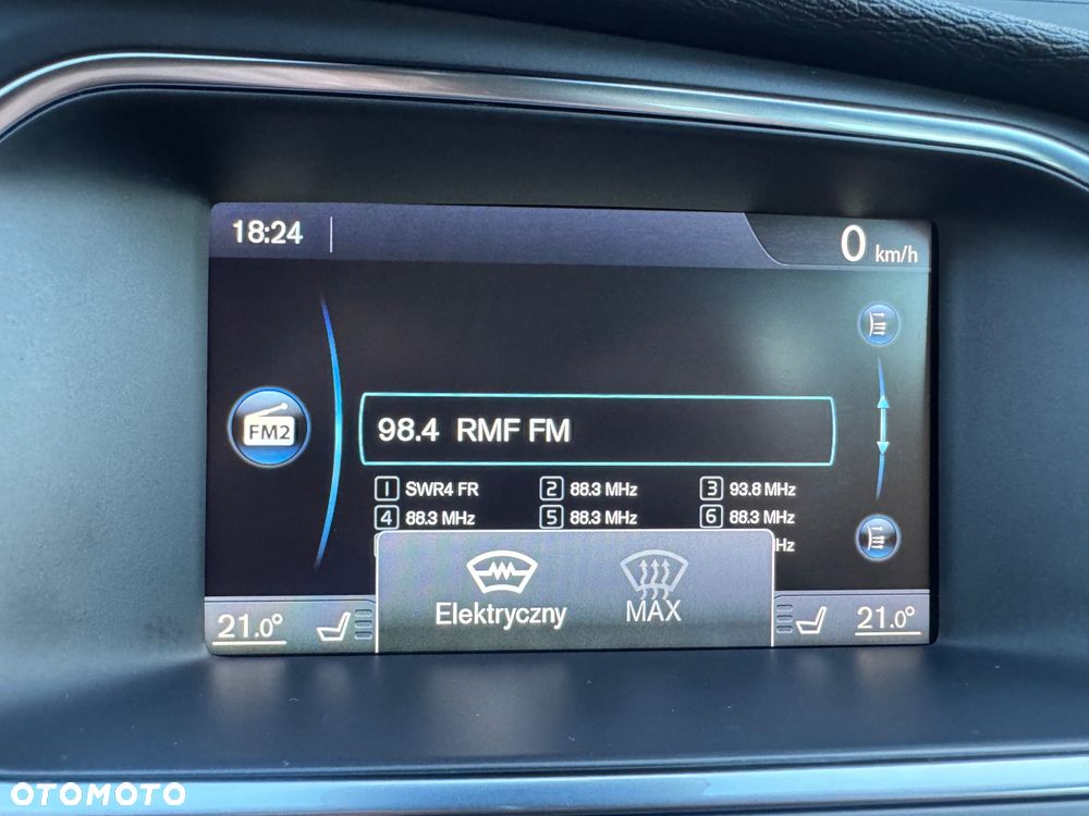 Volvo V40 Cross Country D3 Momentum - 37