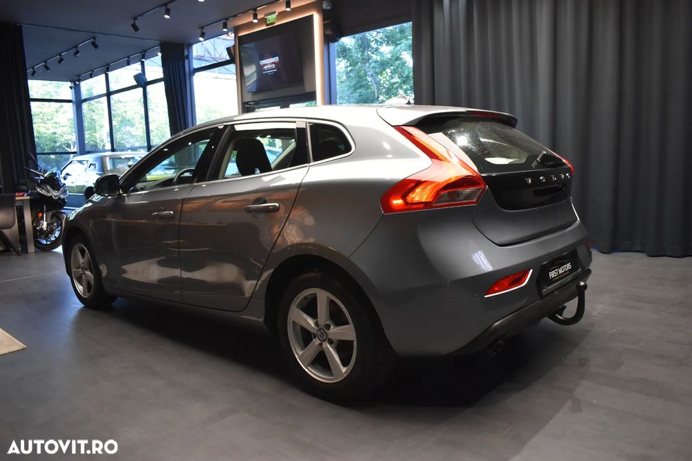 Volvo V40 D4 VEA Summum - 4