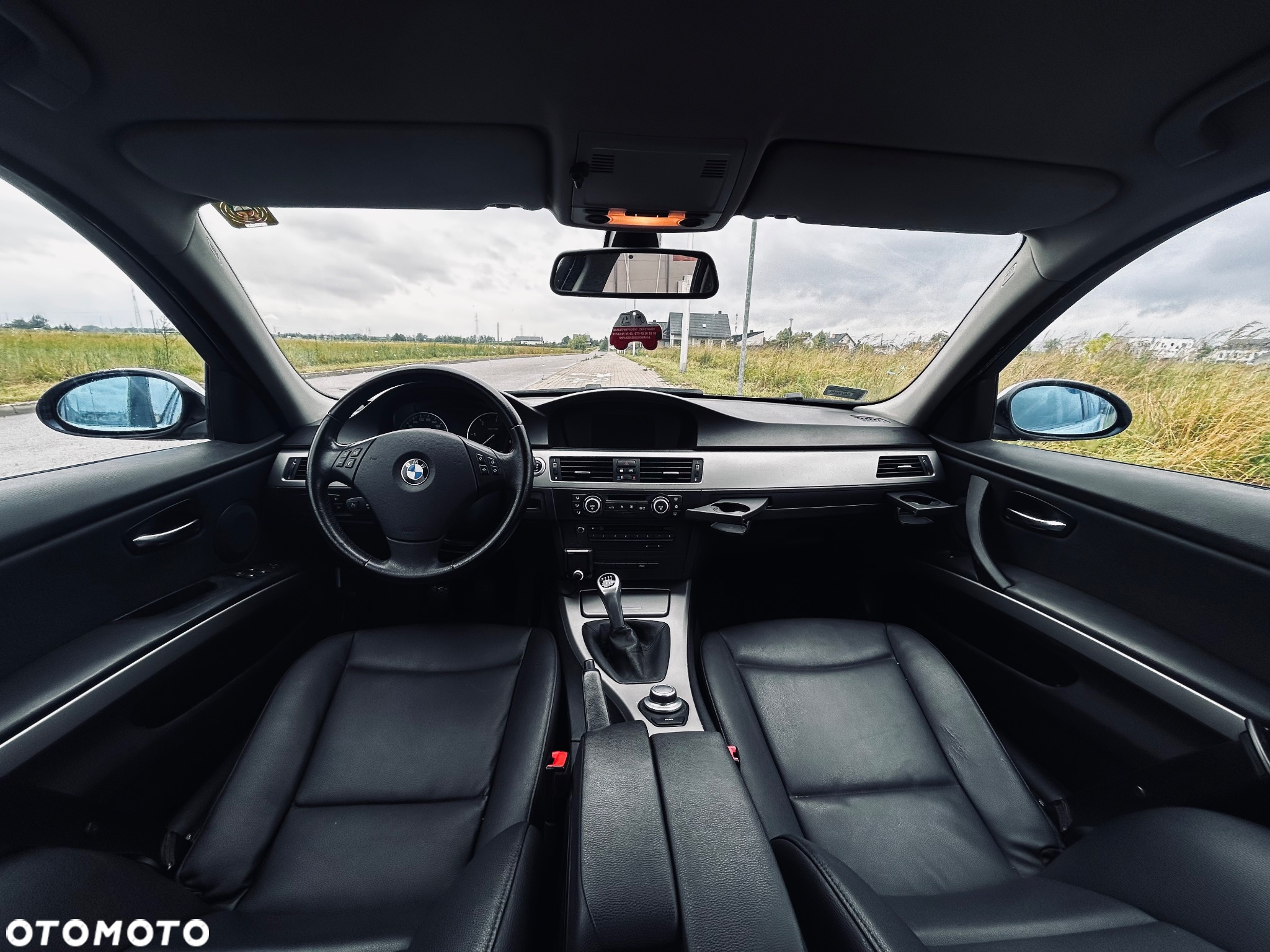 BMW Seria 3 318d DPF Touring - 8