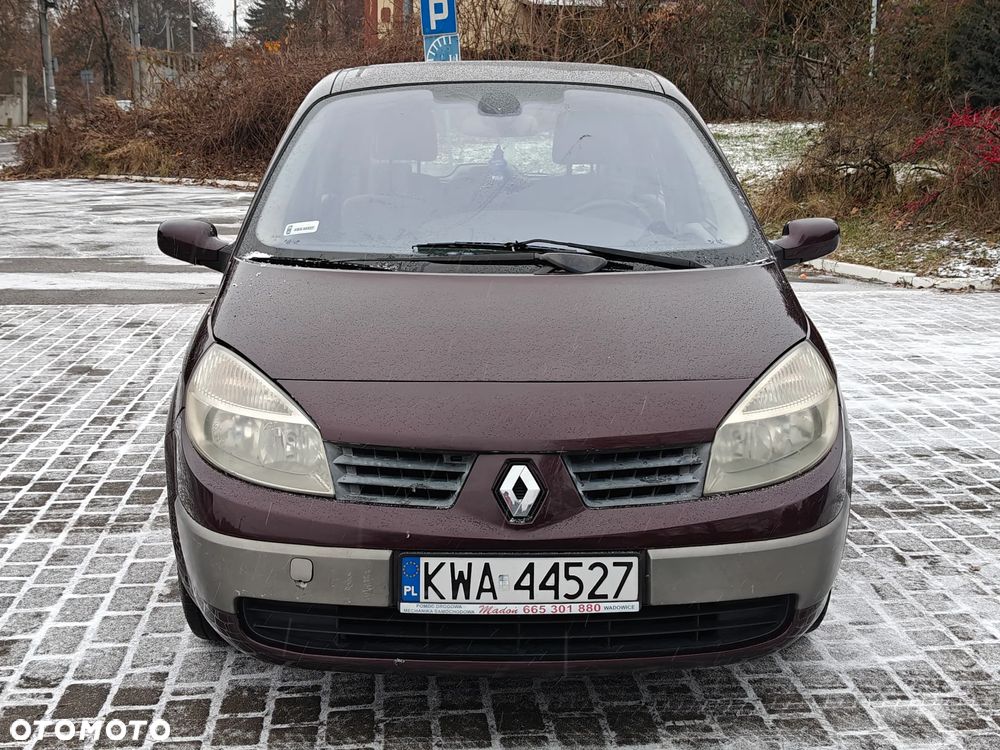 Renault Scenic 1.6 16V Confort Privilege - 15