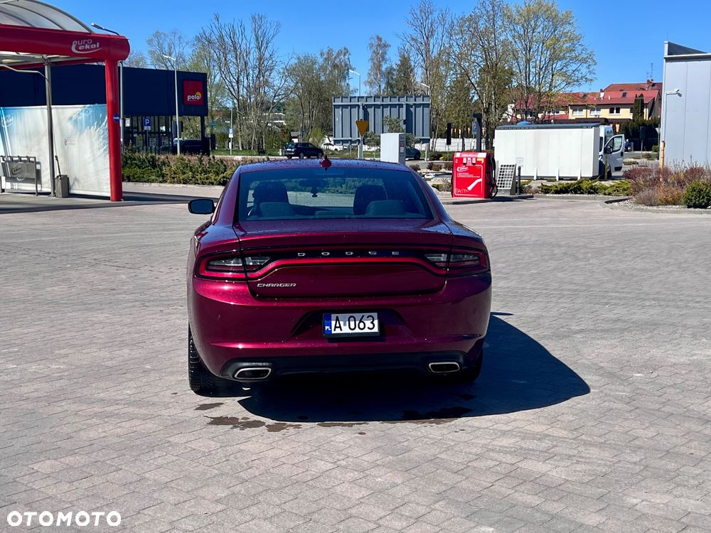 Dodge Charger - 5