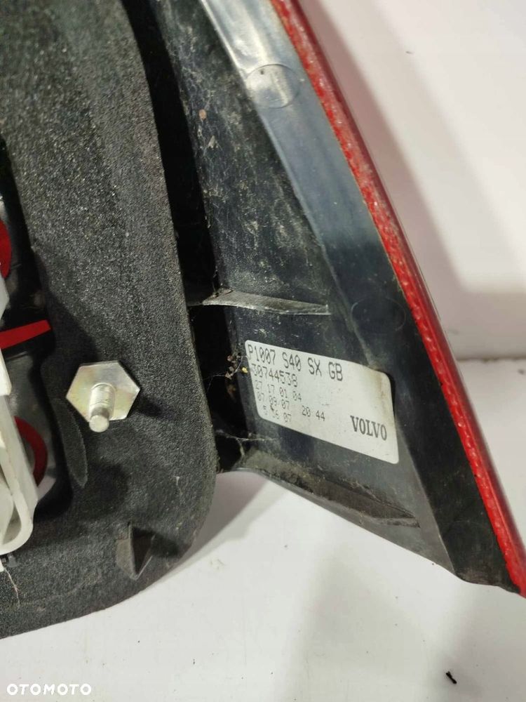 LAMPA LEWA TYLNA VOLVO S40 II LIFT 30744538 - 8