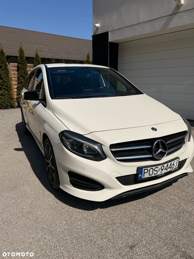 Mercedes-Benz Klasa B 220 4-Matic - 2
