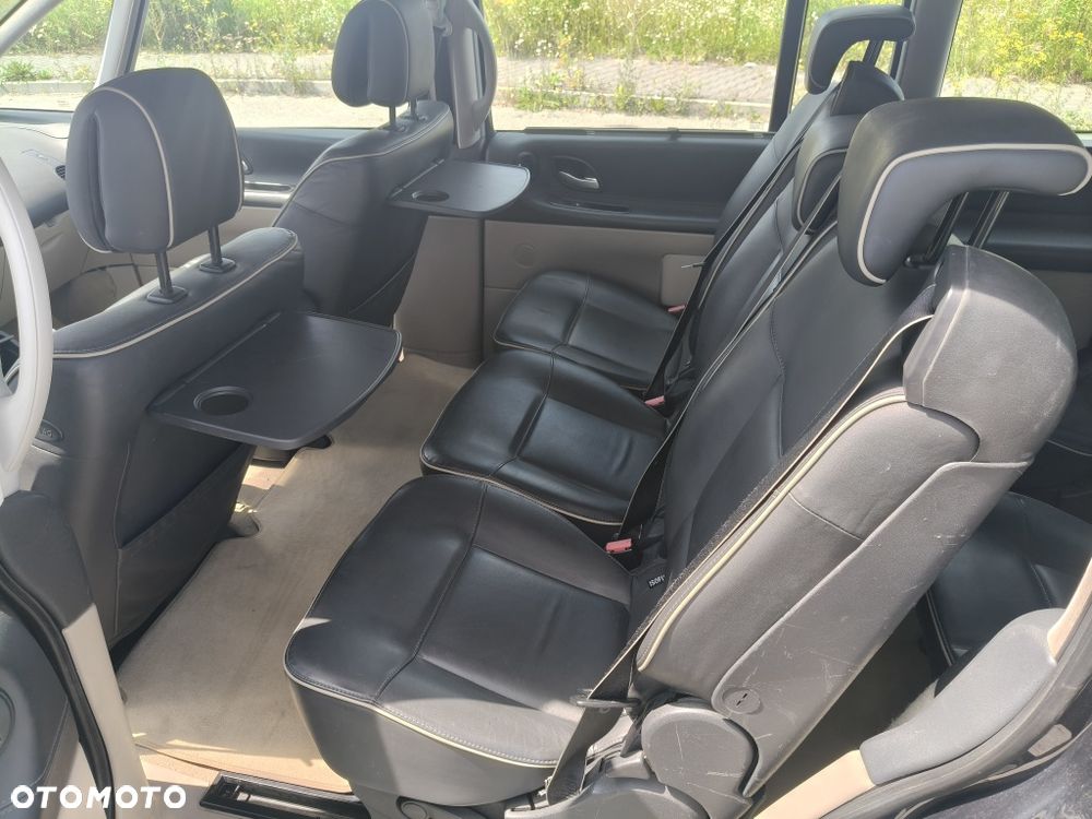 Renault Grand Espace - 8