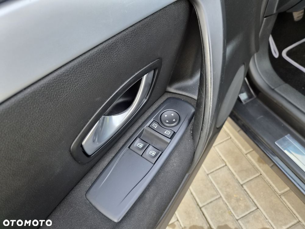 Renault Laguna 2.0 dCi Monaco GP2 - 26
