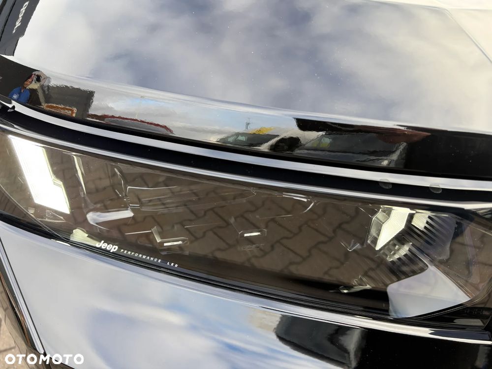 Jeep Compass 73.7kWh First Edition FWD - 9