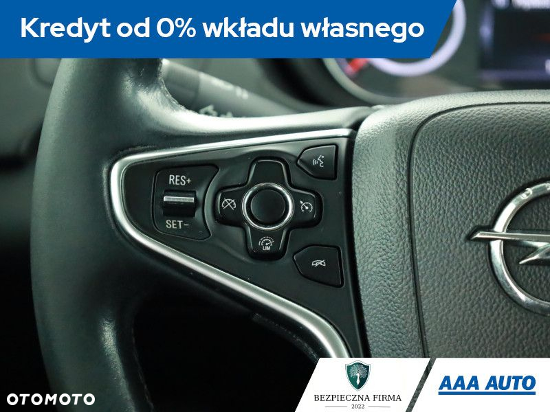 Opel Insignia - 13