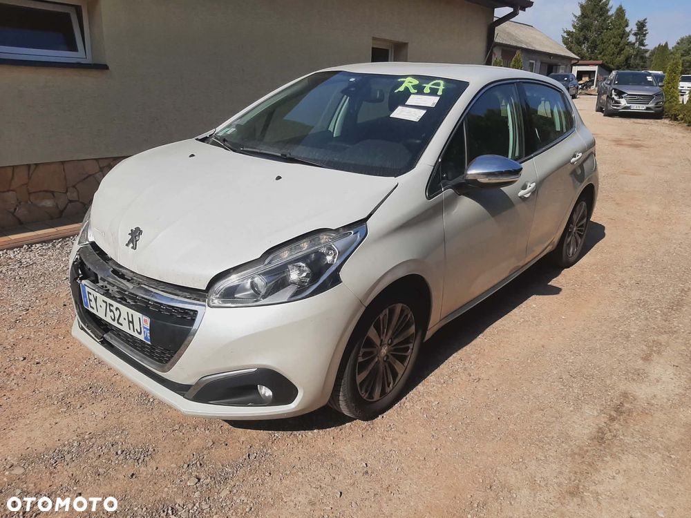 Peugeot 208 PureTech 110 Stop & Start Allure - 1