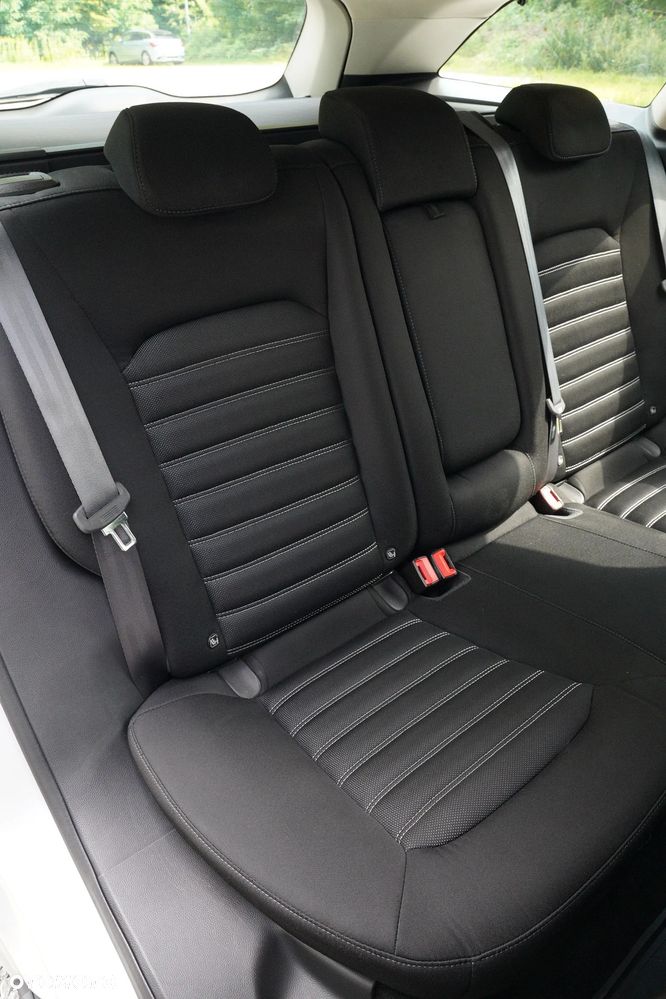Ford Mondeo - 19