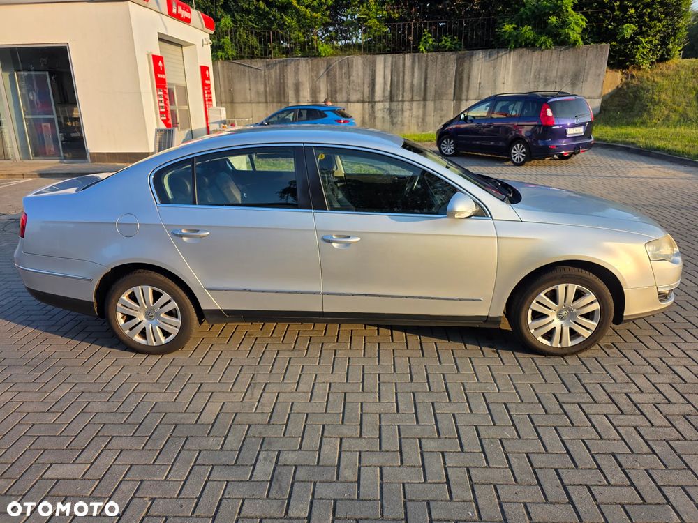 Volkswagen Passat 2.0 TDI Highline DSG - 6