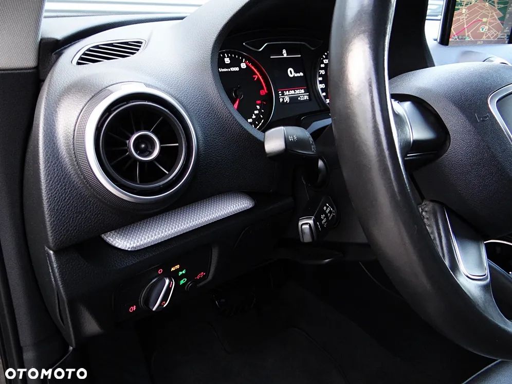 Audi A3 Sportback 1.8 TFSI S tronic Attraction - 27