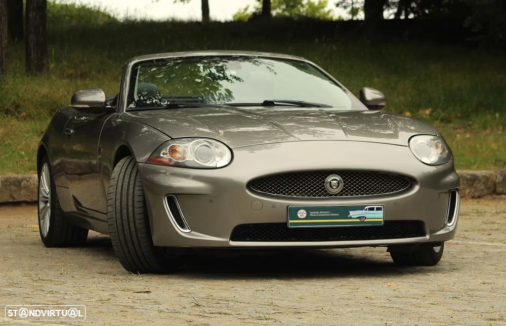 Jaguar XK - 8