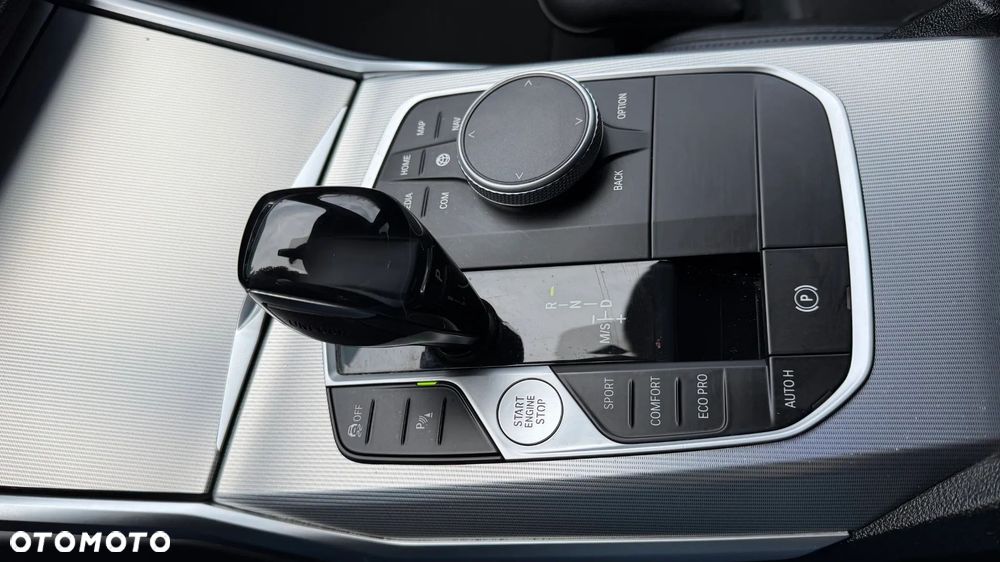 BMW Seria 3 320d mHEV M Sport sport - 32