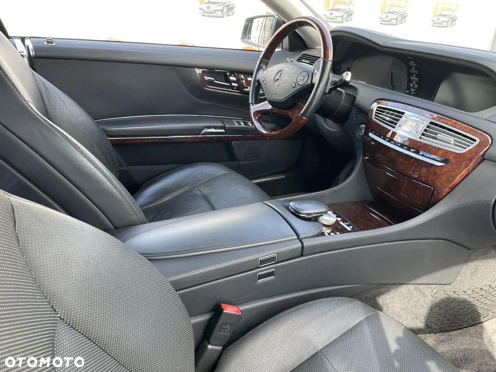Mercedes-Benz CL 500 (BlueEFFICIENCY) 7G-TRONIC - 22