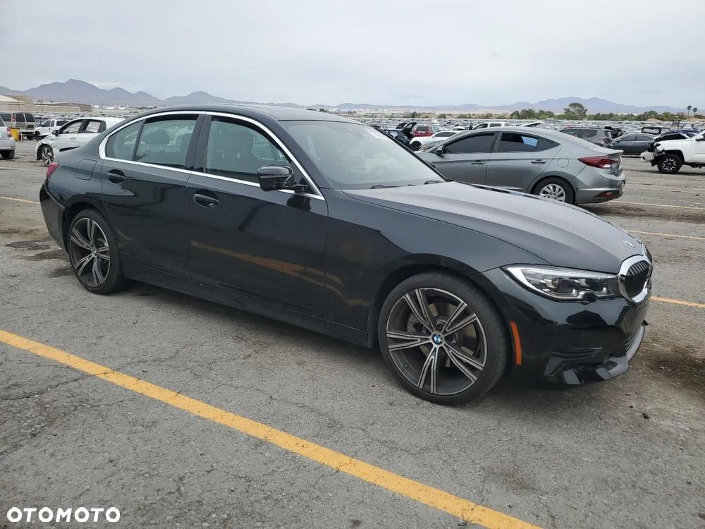 BMW Seria 3 330i - 2