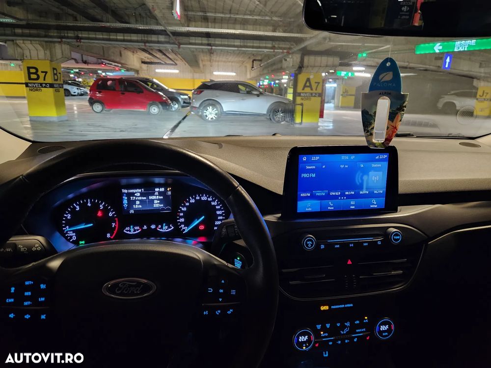 Ford Focus 1.0 EcoBoost Titanium - 6