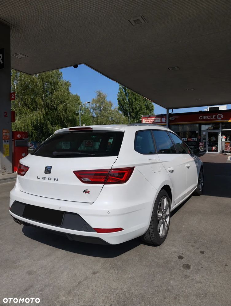 Seat Leon 1.8 TSI Start&Stop DSG FR - 4