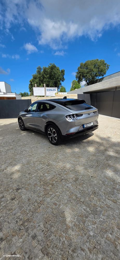 Ford Mustang Mach-E Premium - 5
