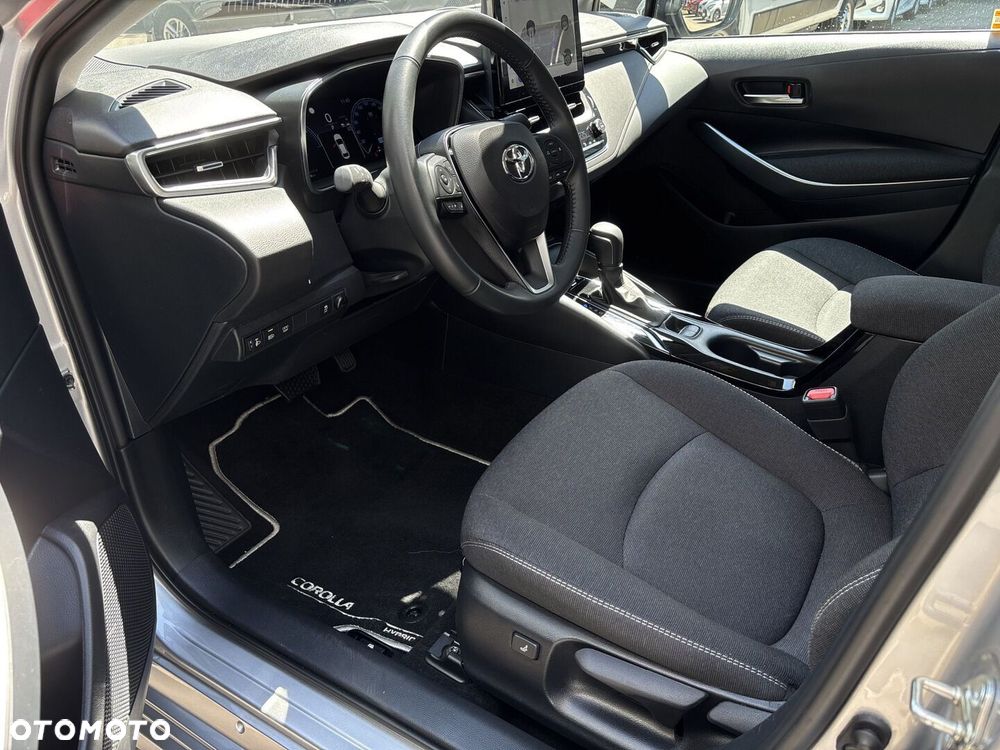 Toyota Corolla 1.8 Hybrid Comfort - 21