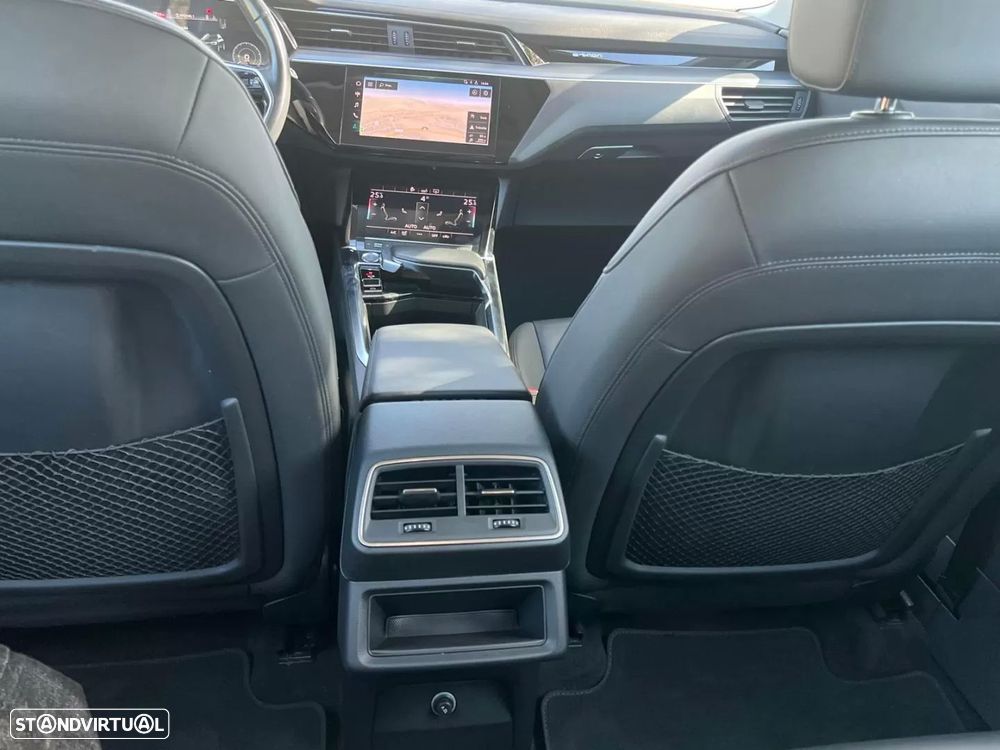 Audi e-tron - 23