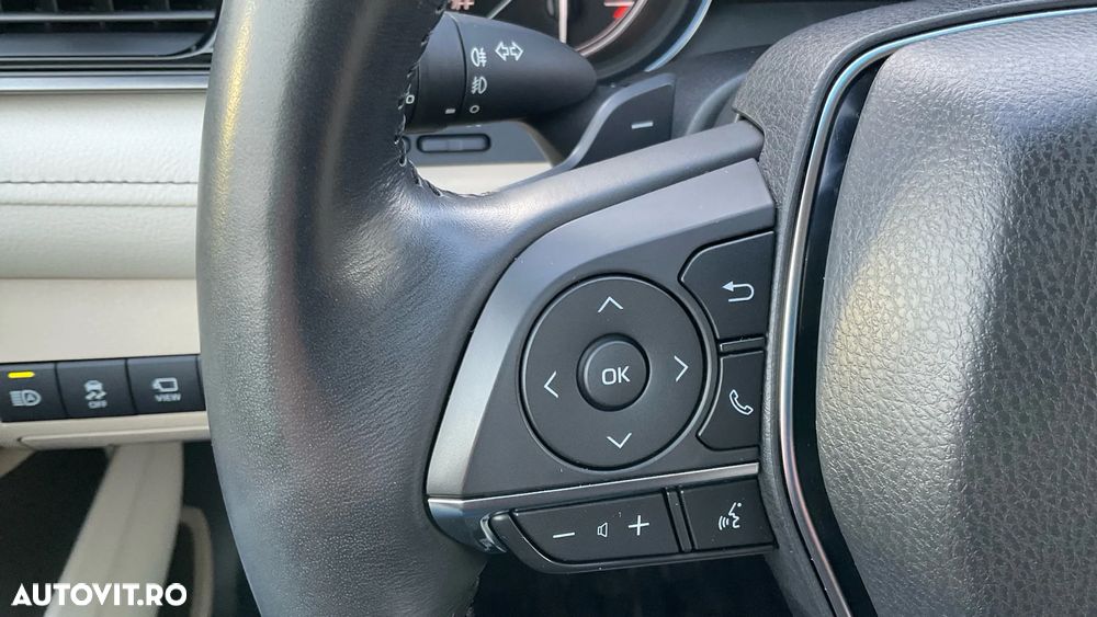 Toyota Camry 2.5 Hybrid Exclusive - 31