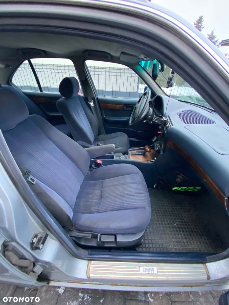 BMW Seria 5 525i - 7