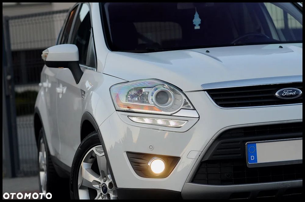 Ford Kuga 2.0 TDCi 4x4 Titanium - 16