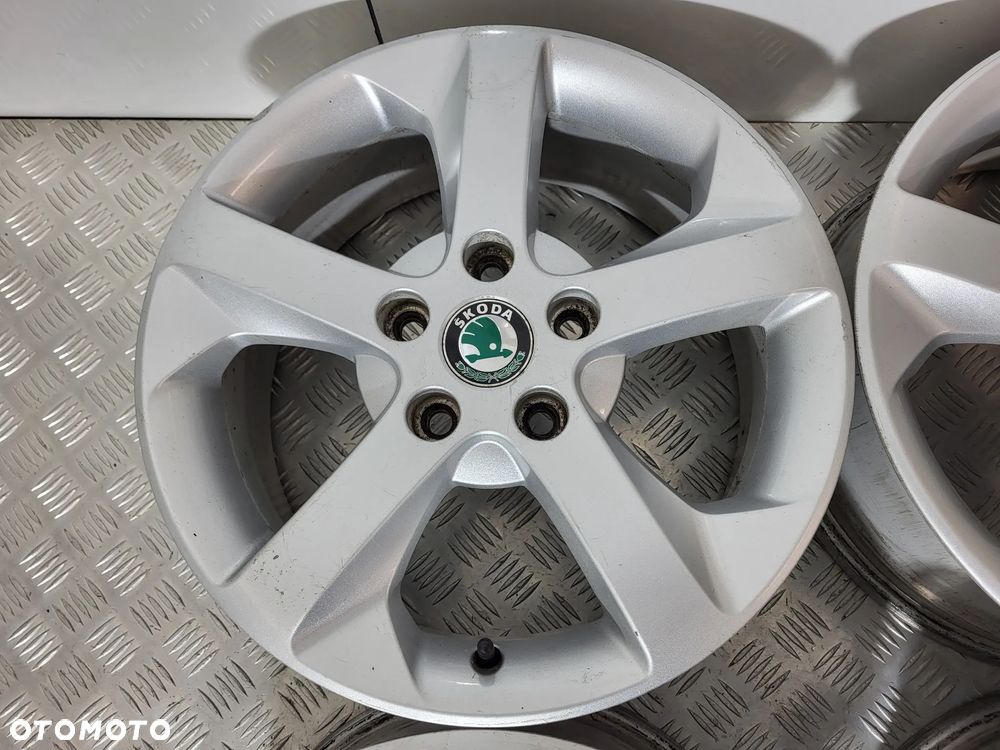 Skoda Octavia II III Felgi Aluminiowe 16 5x112 - 4