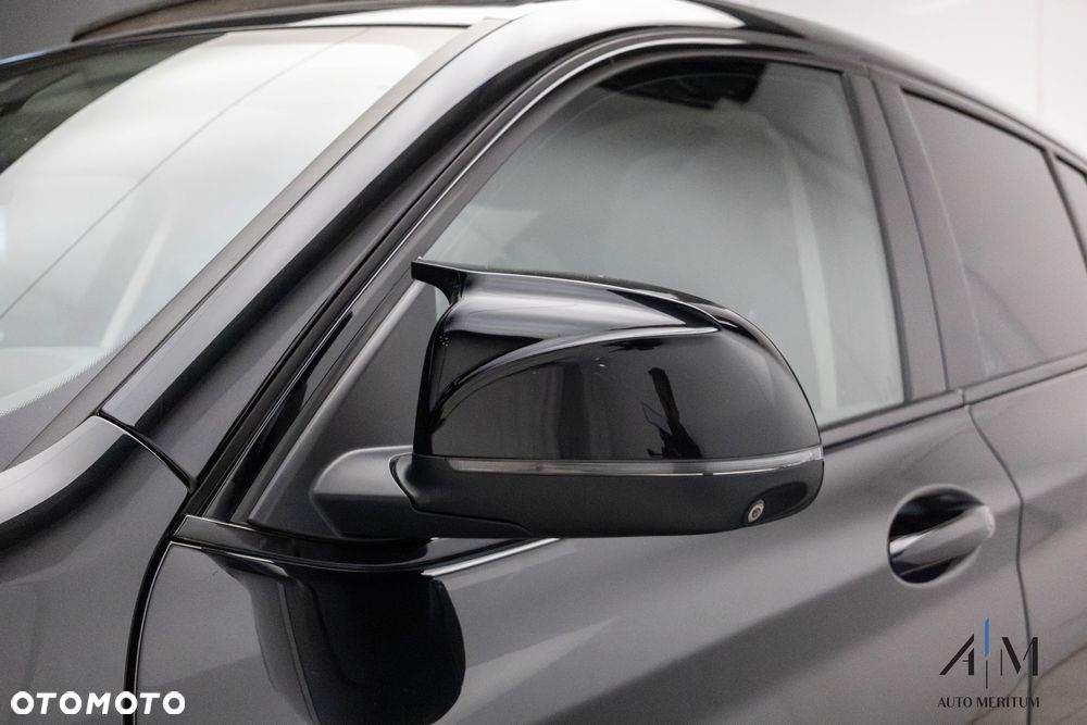 BMW X4 - 33
