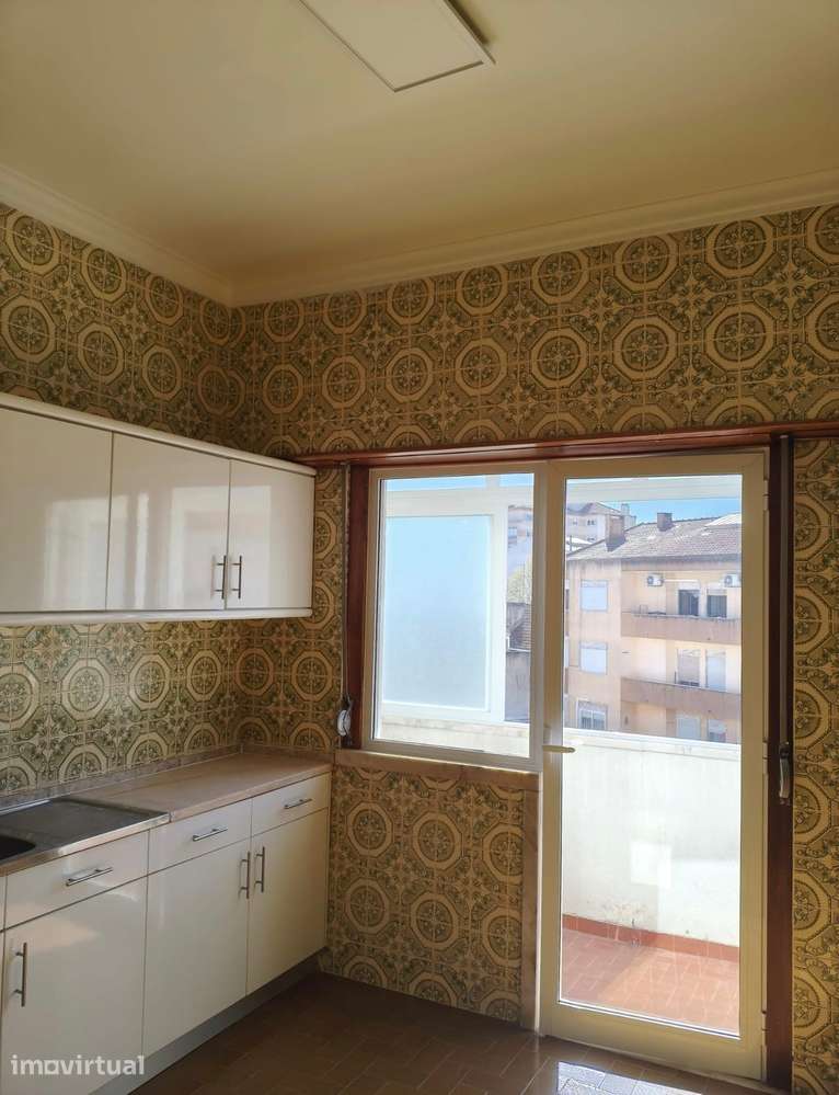 Apartamento T3 em Mem Martins, 100m2 - Grande imagem: 3/11