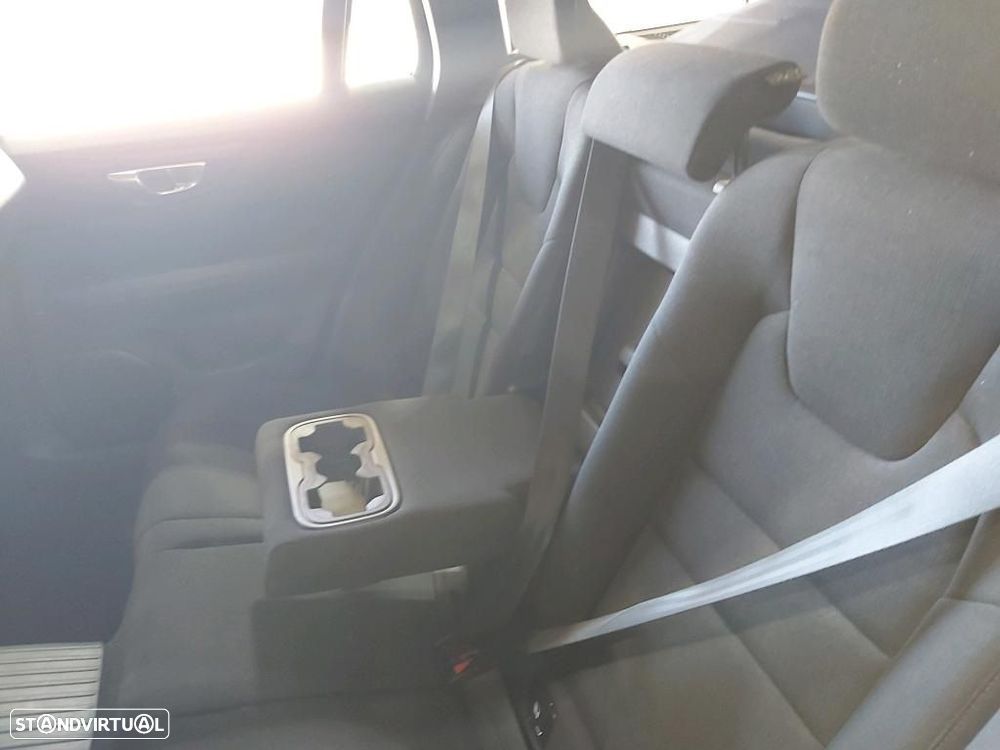 Volvo V60 2.0 T6 AWD TE Inscription - 5