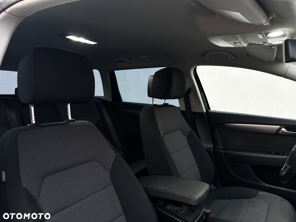 Volkswagen Passat 2.0 TDI DPF Highline DSG - 23
