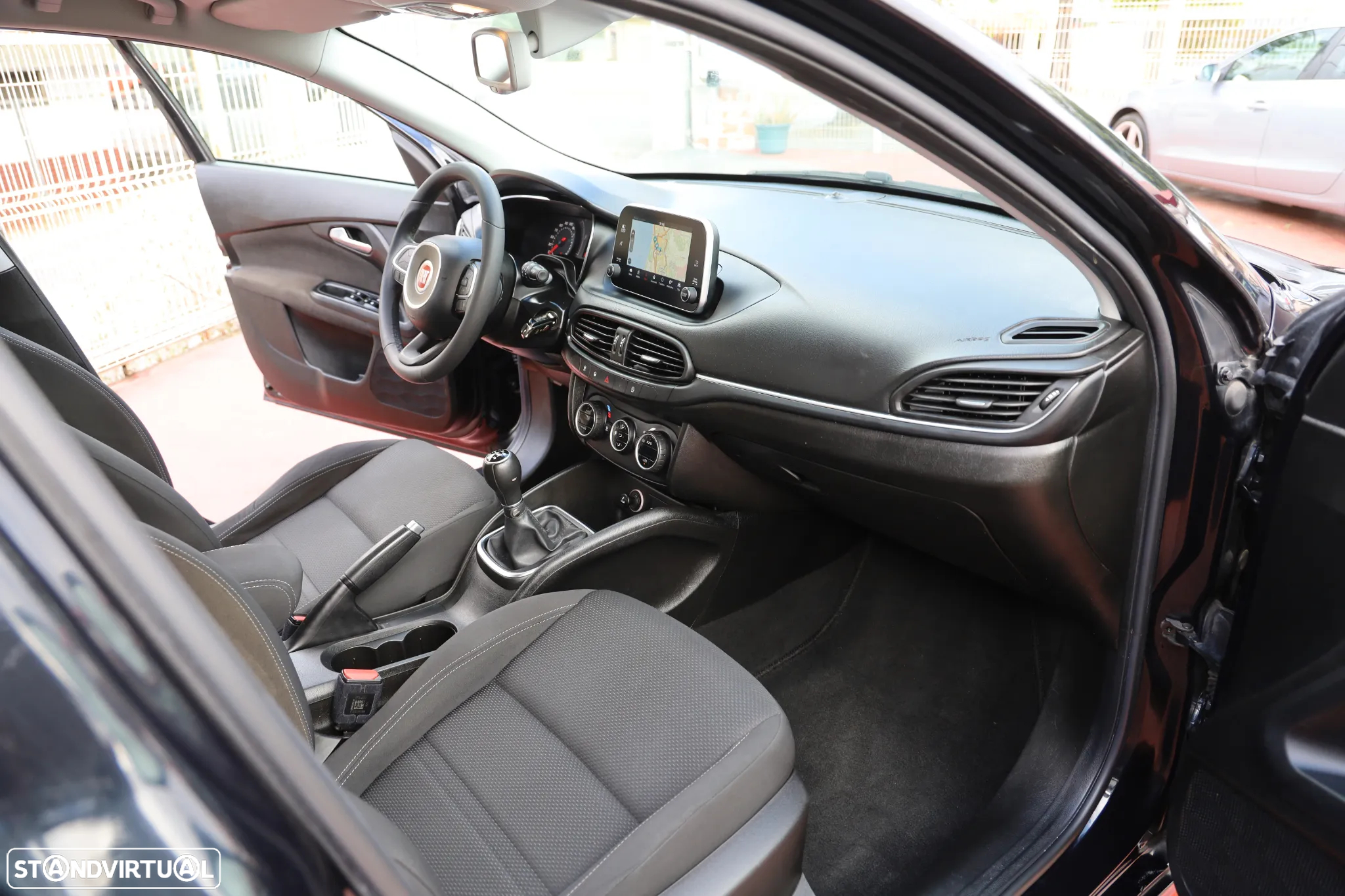Fiat Tipo Station Wagon 1.3 M-Jet Lounge Tech J17 - 18