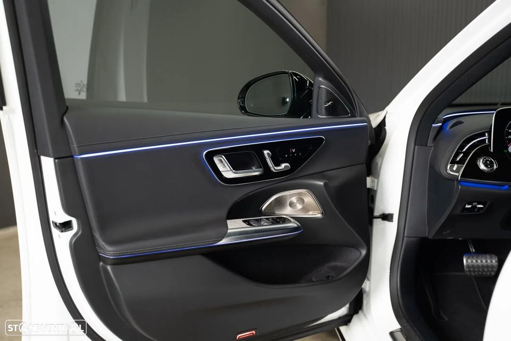 Mercedes-Benz E 300 - 13