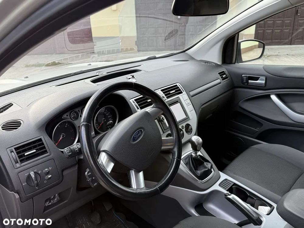 Ford Kuga 2.0 TDCi Titanium - 10