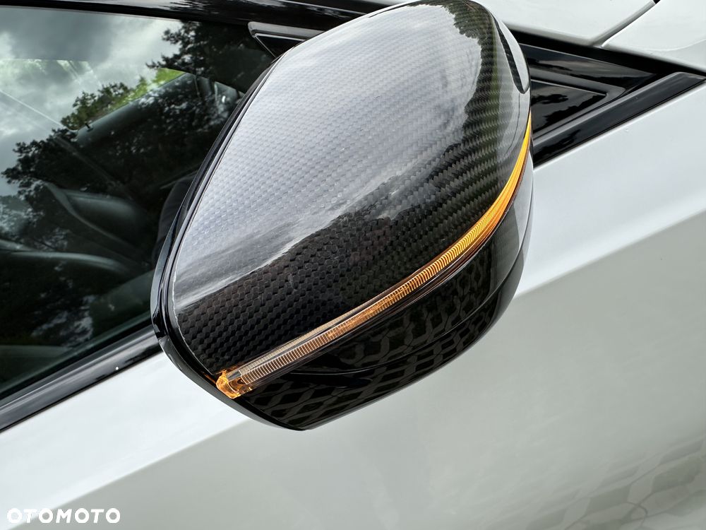 BMW Seria 3 330e M Sport - 17