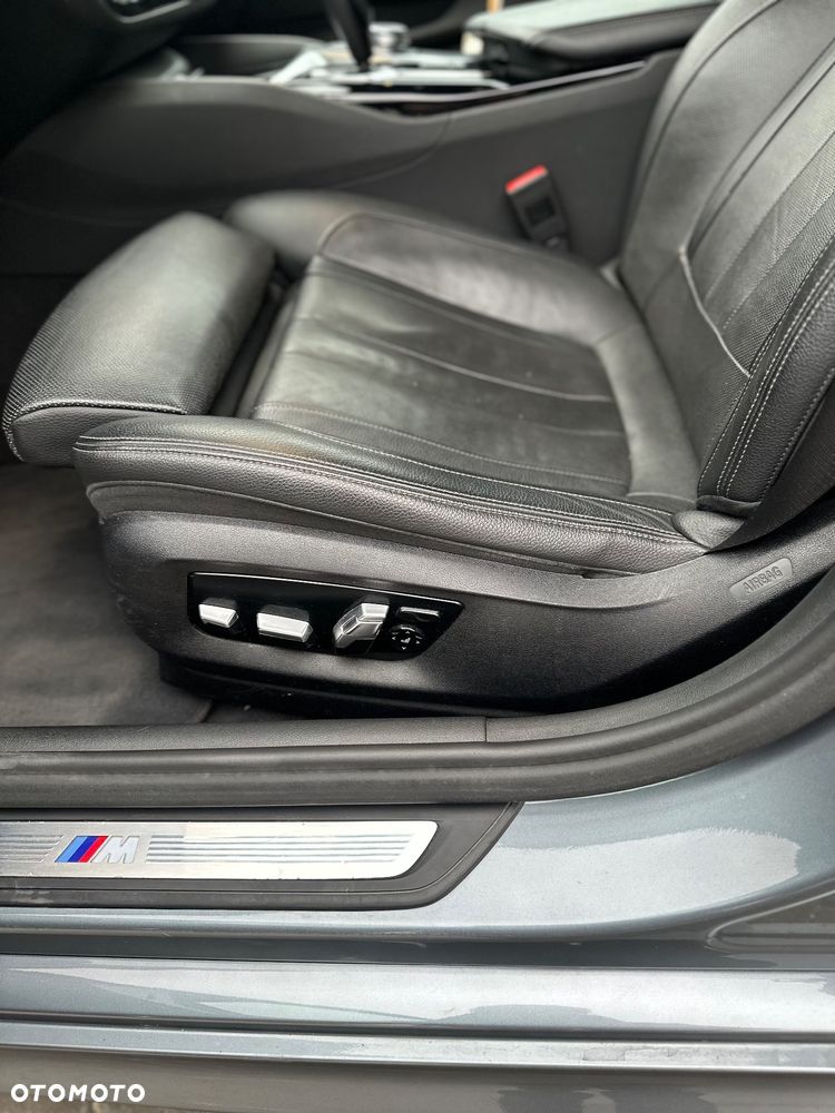 BMW Seria 5 520d M Sport Edition - 11